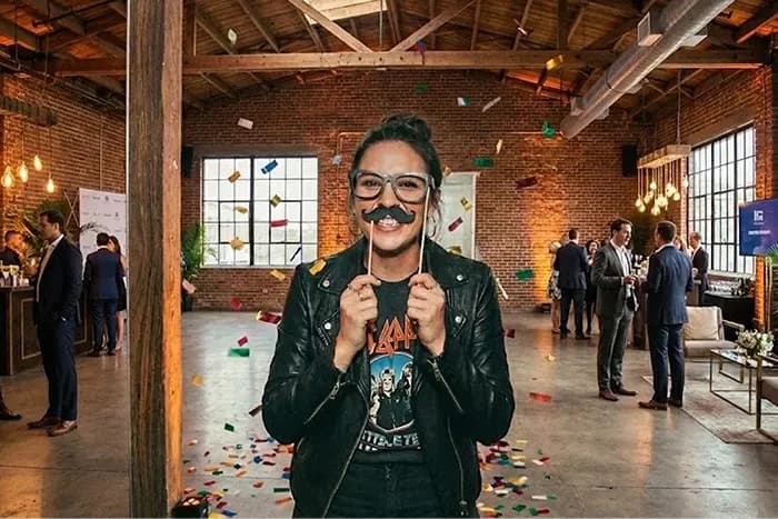 Пример фотополоски 5x15 с брендированием - 2 фото