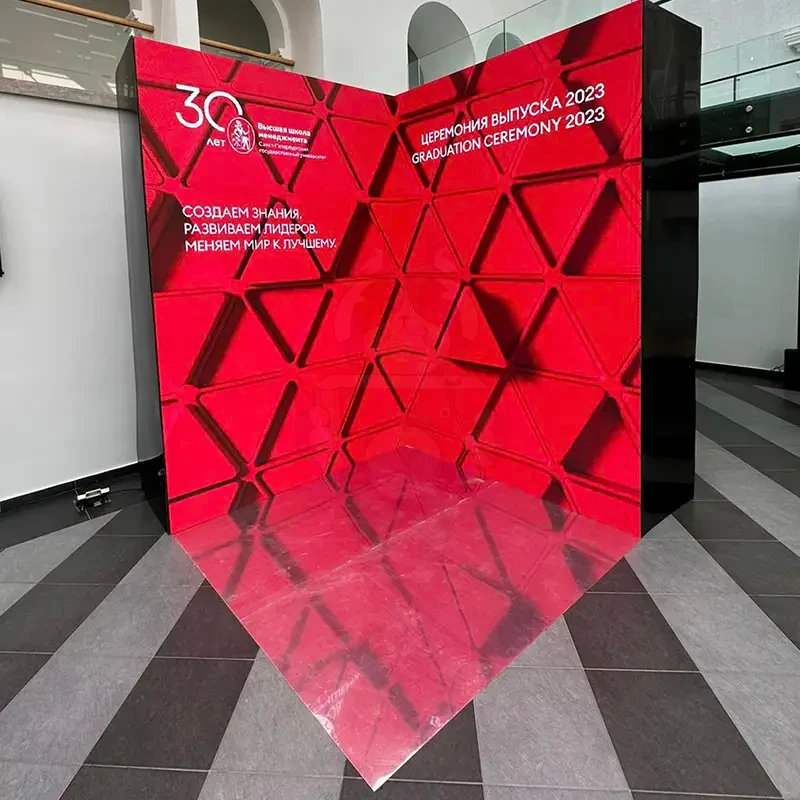 Угловая конфигурация светодиодной фотозоны